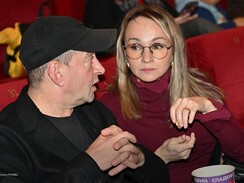 Светская премьера «Морозко»: редкие встречи звёзд на сцене Москвы
