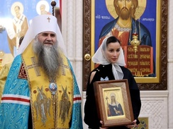 Тина Канделаки удостоена церковного ордена в храме Святой Нины в Нижнем Новгороде